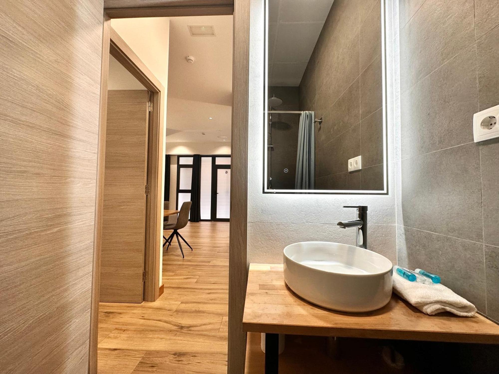 Place Your Place Suites Benimaclet 발렌시아 외부 사진